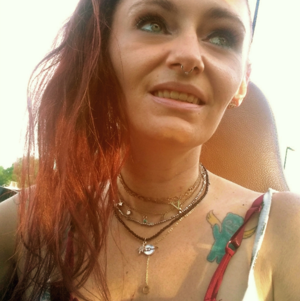 Meet your Posher, Ashley